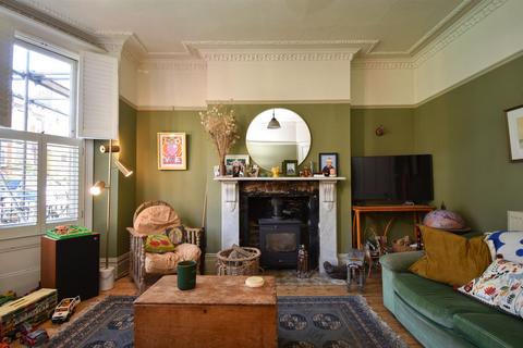 4 bedroom terraced house for sale, Milward Road, Hastings