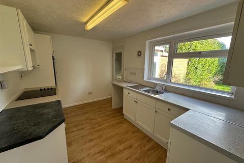 2 bedroom bungalow to rent, Lawrence Houses, Grateley, Andover