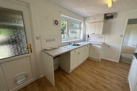 2 bedroom bungalow to rent, Lawrence Houses, Grateley, Andover