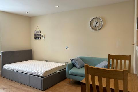 undefined, George Street, Reading RG4