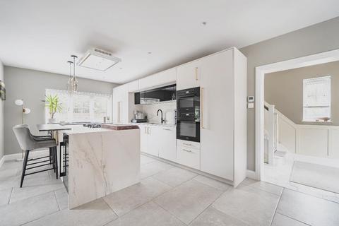 4 bedroom house for sale, Cherry Tree Avenue, Haslemere