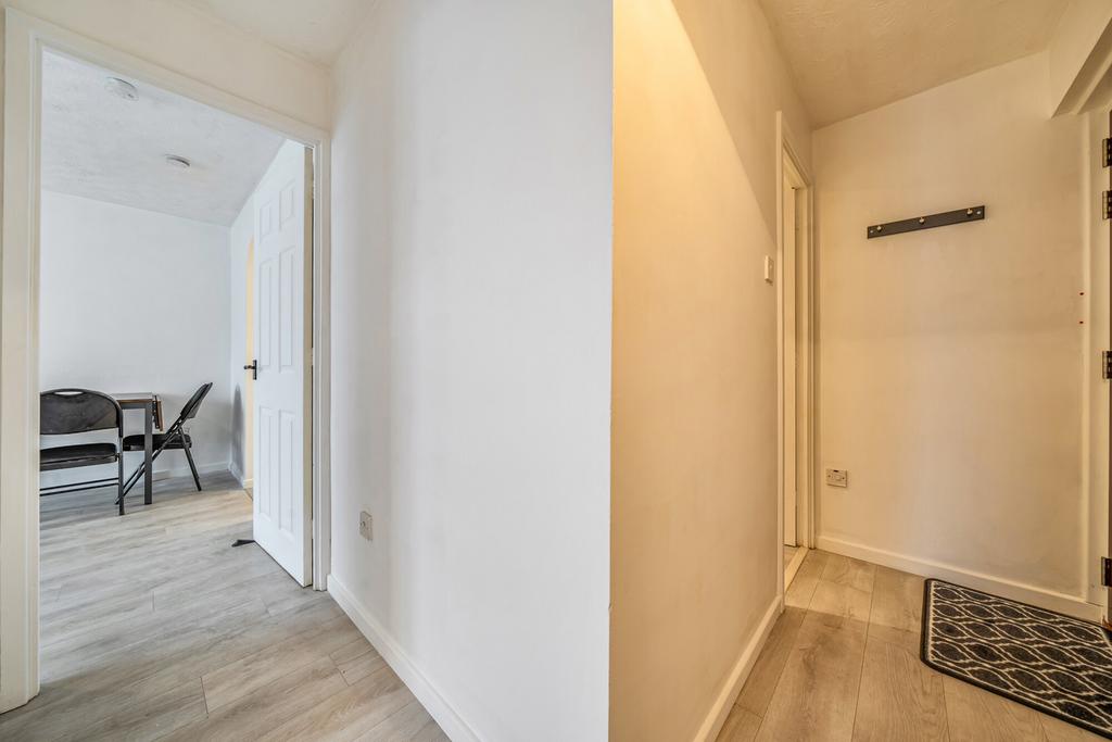 1420666-5-69a17f6...