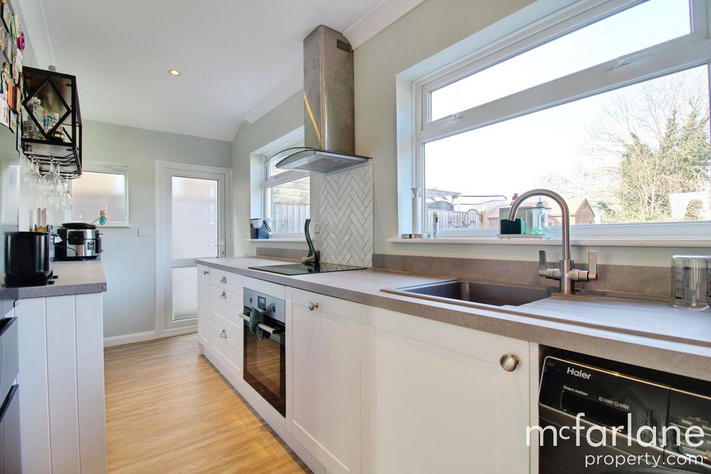 Kitchen &amp; Dining Room