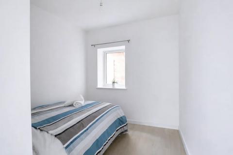 1 bedroom flat to rent, Cliff Road, Nottingham NG1