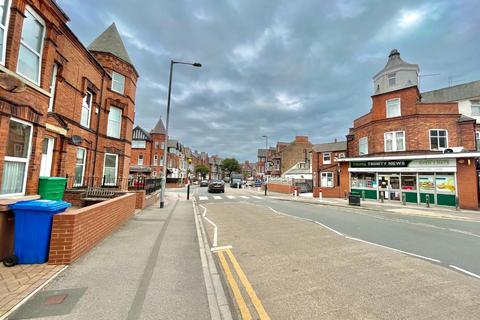 undefined, Flat 3, 61 Wellington Road, Bridlington. YO15 2AX. Studio First Floor flat to the rear of the building