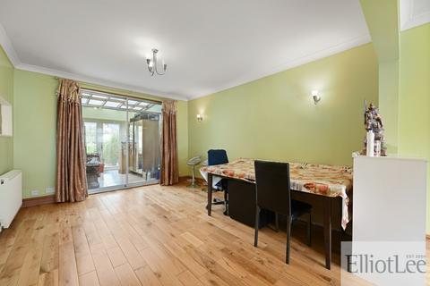 5 bedroom semi-detached house for sale, Carlton Avenue West, Wembley HA0