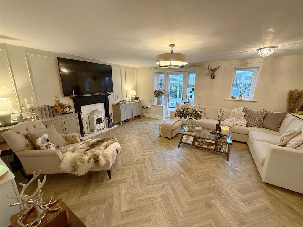 Living Dining Room