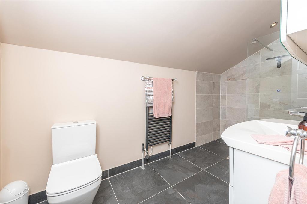 En-suite Wet Room