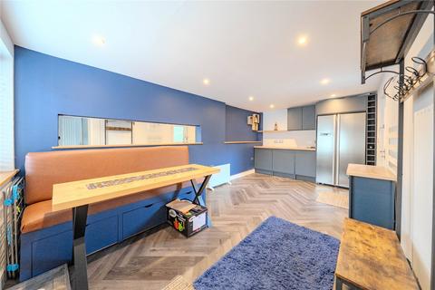 2 bedroom semi-detached house for sale, Westdale Road, Pudsey, West Yorkshire