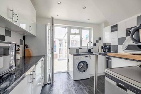 1 bedroom terraced house for sale, Braemar Gardens, Slough SL1
