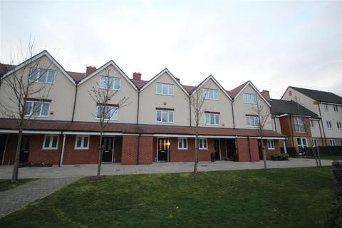 3 bedroom townhouse to rent, Fremantle Waye, Hayes, Middlesex, UB3 2FX