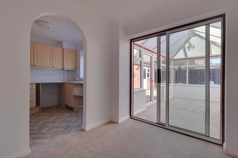 3 bedroom detached house for sale, Douglas Gardens, Havant