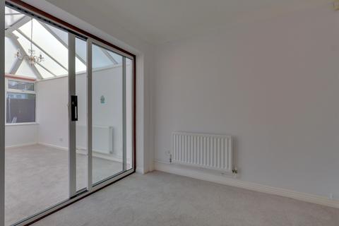 3 bedroom detached house for sale, Douglas Gardens, Havant