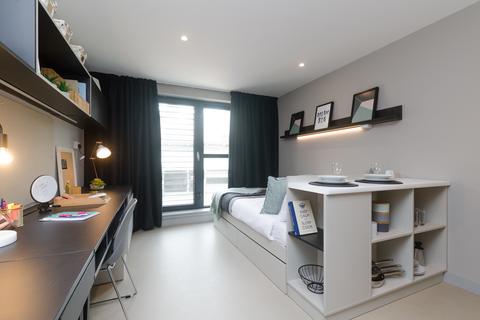 undefined, Silver Studio at Potterrow, 16-18 Potterrow EH8