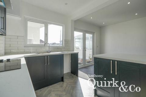 undefined, Point Road, Canvey Island, SS8