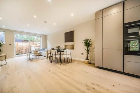 undefined, Warwick Road, London W5