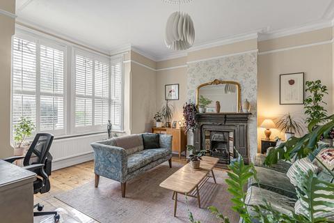 6 bedroom semi-detached house for sale, Sutherland Road, West Ealing, W13