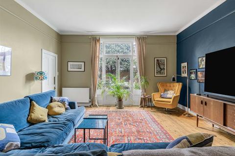 6 bedroom semi-detached house for sale, Sutherland Road, West Ealing, W13