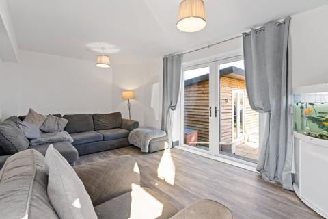 3 bedroom terraced house for sale, Carlaverock Court, Tranent, EH33