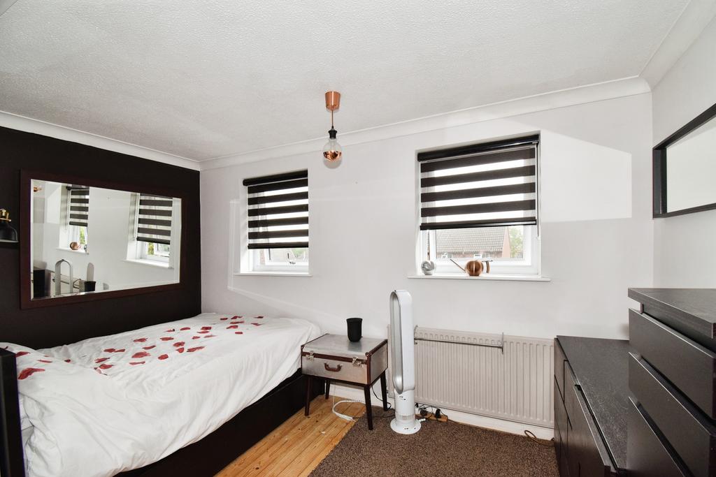 Bedroom (1)