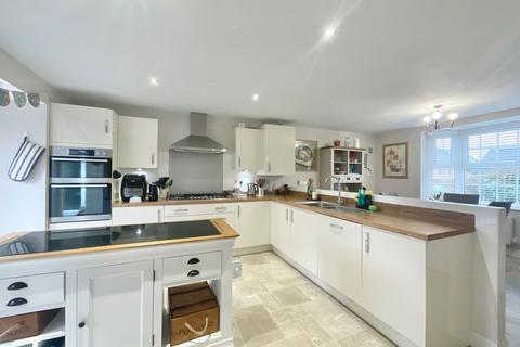 4 bedroom detached house for sale, Parn Close, Crewe, CW1