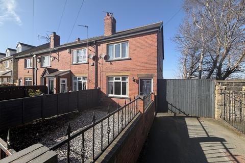 3 bedroom end of terrace house for sale, Howden Clough Road, Morley