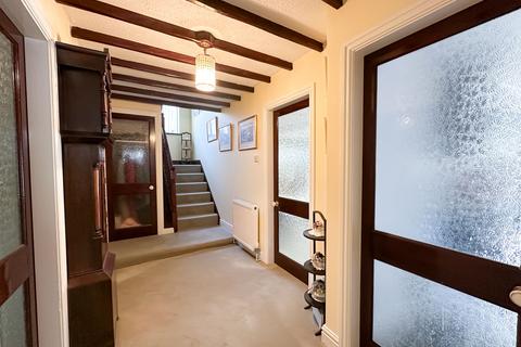 4 bedroom detached house for sale, Irby Road, Wirral, CH61