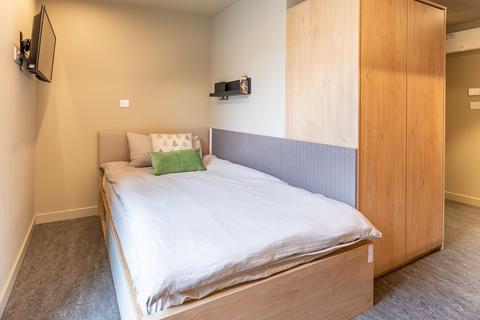 undefined, Executive Studio at Potterrow, 16-18 Potterrow EH8
