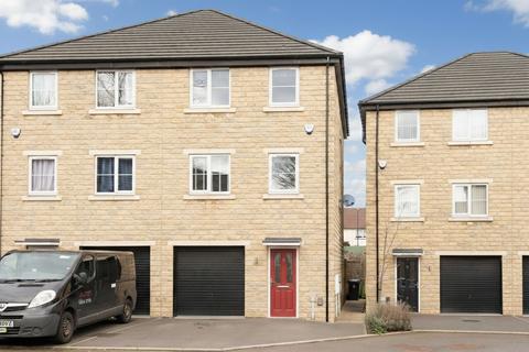 4 bedroom semi-detached house for sale, Gratton Place, Chesterfield S41