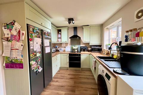 3 bedroom semi-detached house for sale, Heol Bryncethin, Sarn, Bridgend County Borough, CF32 9GG