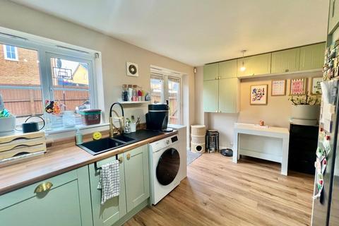 3 bedroom semi-detached house for sale, Heol Bryncethin, Sarn, Bridgend County Borough, CF32 9GG
