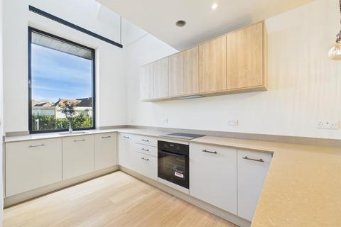 2 bedroom semi-detached house for sale, Kearton Close, Kenley CR8