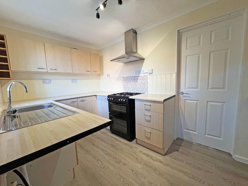 Kitchen1.jpg