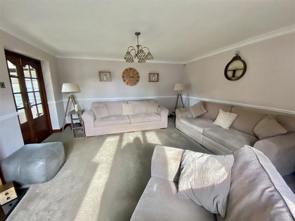 Bramleys Estate Agents - Headlands Road - Liversed