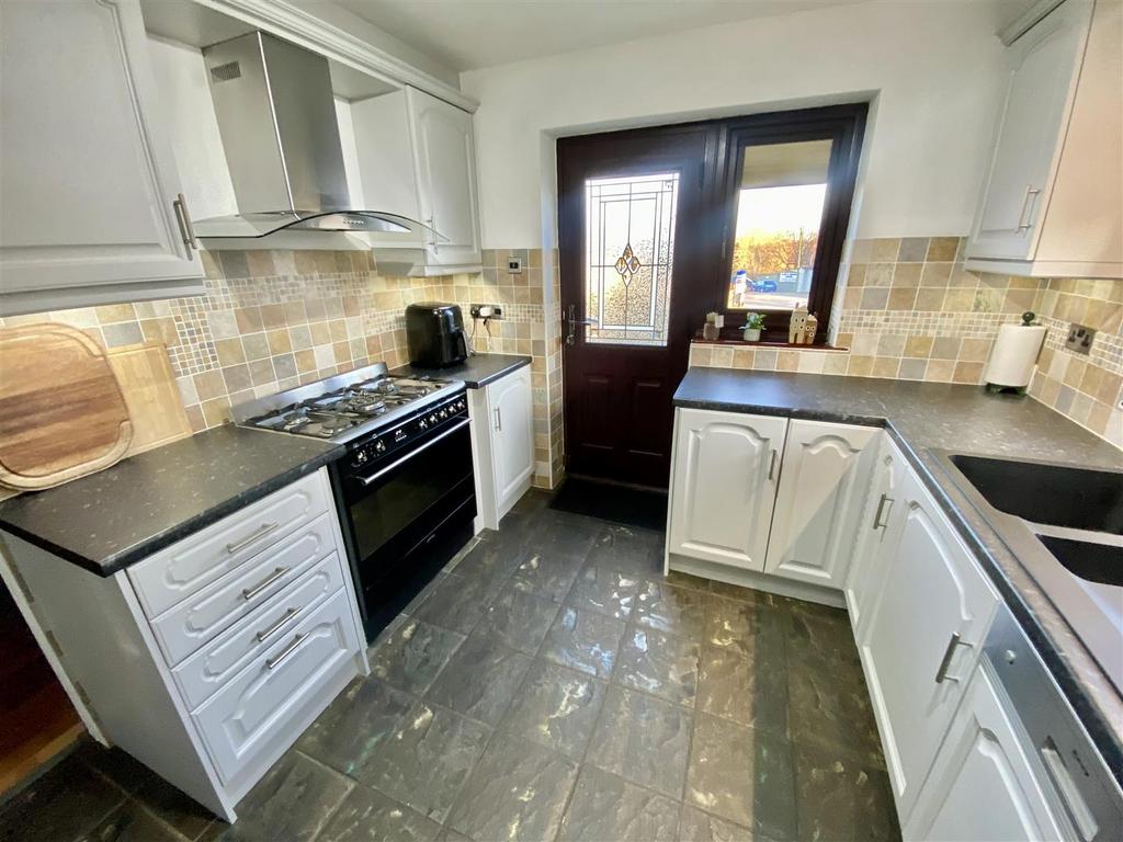 4 Headlands Road 1.jpeg