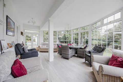 5 bedroom detached house for sale, Mature Family Home a Few Minutes' Walk from the Beach in Old Hunstanton