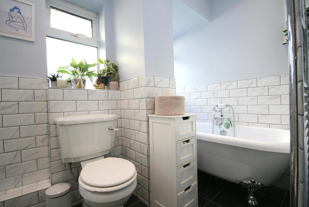Bathroom/WC