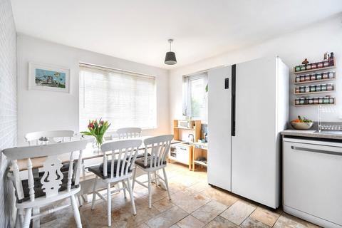 undefined, Parlour Mead, Cullompton, Devon, EX15