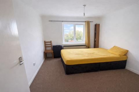 undefined, 1 Bedroom Flat To Let - HP11