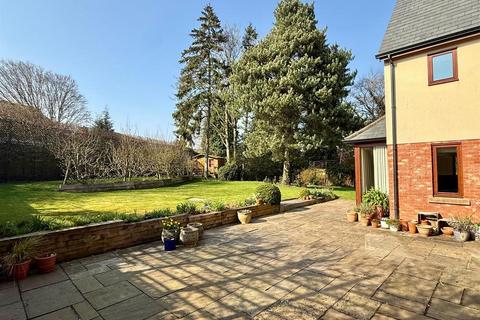 4 bedroom detached house for sale, Cypress Gardens, Hereford