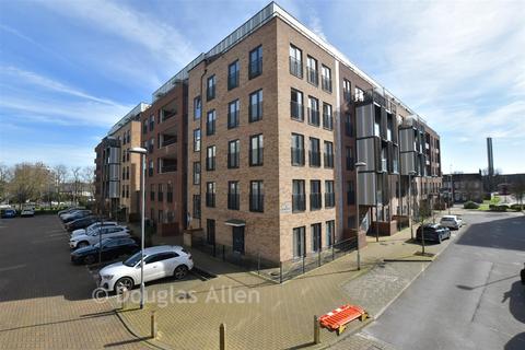 Image Court, Romford RM7
