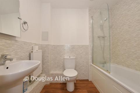 undefined, Image Court, Romford RM7