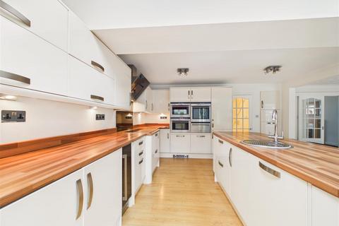 6 bedroom detached house for sale, Wintringham, Elloughton, Brough