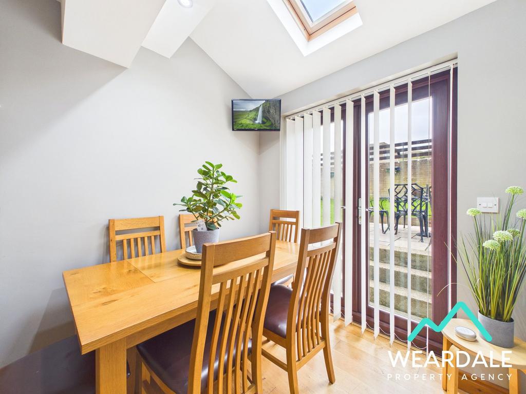 Sunroom / Dining Room