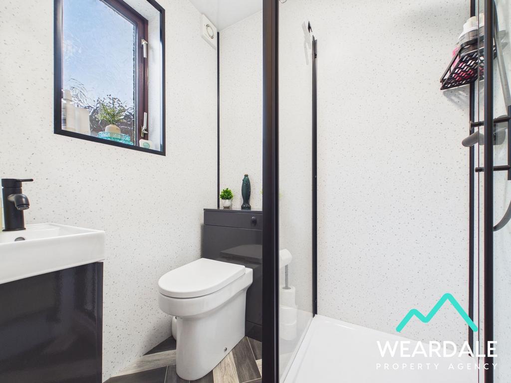Ground Floor WC / Shower Room