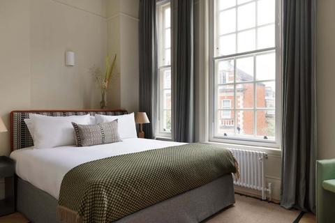 1 bedroom apartment to rent, Harley Street