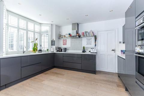 undefined, Bournehall Avenue, Hertfordshire WD23