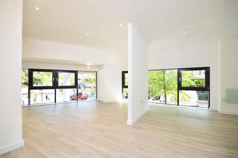 undefined, Guildford Road, Woking, GU22