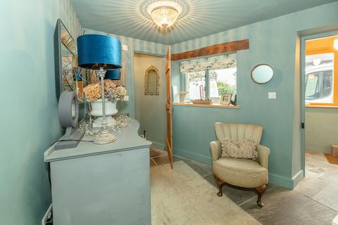 undefined, Main Street, Austwick LA2