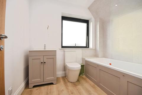 3 bedroom end of terrace house for sale, Coppins Yard, Colne Engaine, Colchester